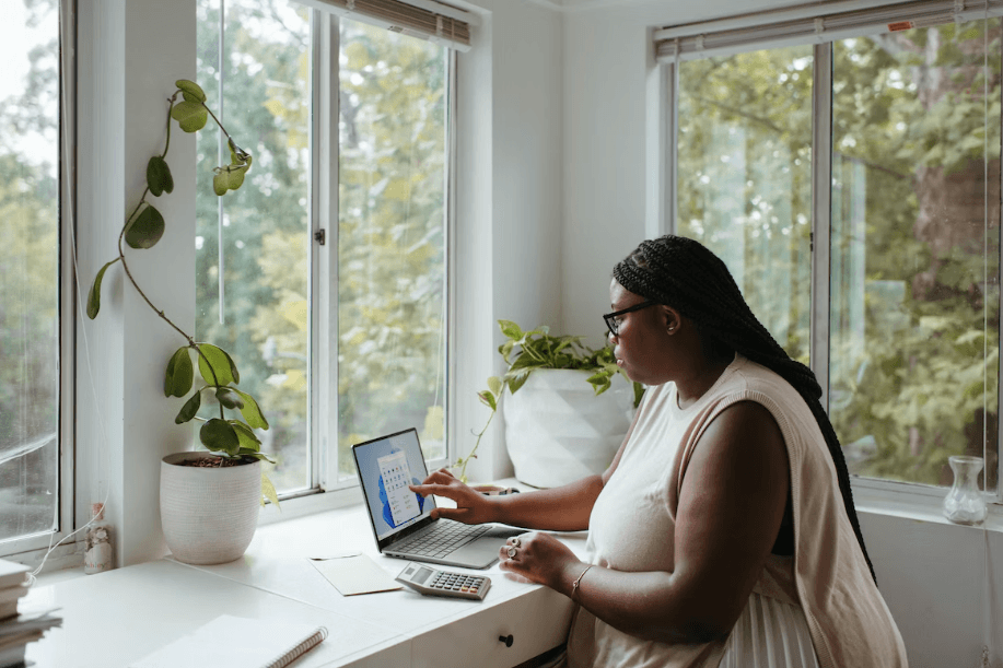 Stay Hydrated and Eco-Friendly: Tips for Working From Home