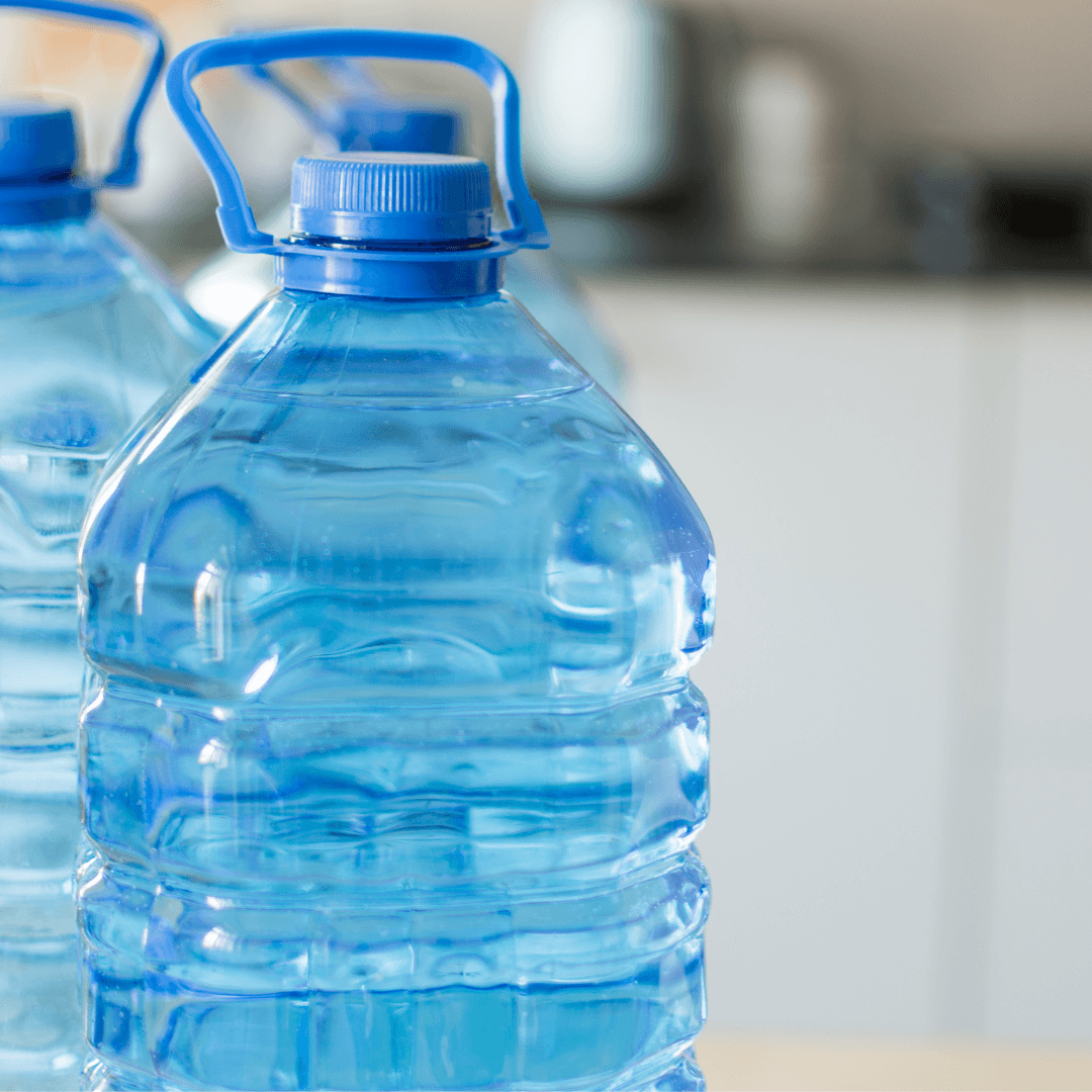 Is Plastic Leaking into Your Bottled Water? Let's Dive into the Facts!